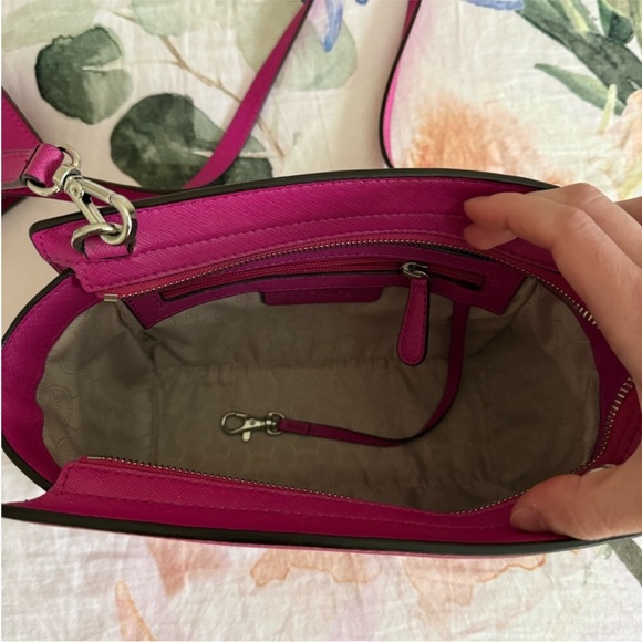Michael Kors Fuchsia Crossbody Bag and Wallet - Picture 2 of 8